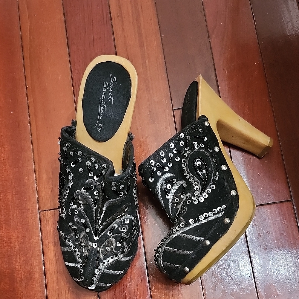 Black Sequin Women's Mules Heeled Clogs Beaded Sequin Black Silver Sz. 6,